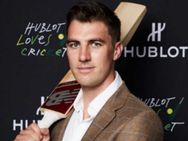 ഐപിഎല്‍ ലേലം: കമ്മിന്‍സിന് പൊന്നും വില, 15.5 കോടി!! അവസാന നിമിഷം കെകെആര്‍ റാഞ്ചി