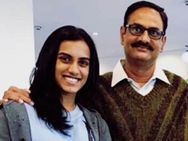 സിന്ധു ഹൃദയശൂന്യയെന്ന് മുന്‍ കോച്ച്; പ്രതികരണവുമായി താരത്തിന്റെ പിതാവ്