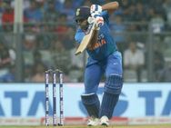 സിക്‌സറിലും സൂപ്പര്‍ 'ഹിറ്റ്'... രോഹിത്തിന് അപൂര്‍വ്വ നേട്ടം, ആദ്യ ഇന്ത്യന്‍ താരം