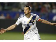 സ്ലാട്ടന്‍ ഇബ്രാഹിമോവിച്ച് മിലാനില്‍ തിരിച്ചെത്തി, ടീമിനെ കരകയറ്റുമോ?