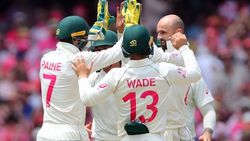 മൂന്നാം ടെസ്റ്റിലും രക്ഷയില്ല ന്യൂസിലന്‍ഡ് തകര്‍ന്നു; ഓസ്‌ട്രേലിയ ജയത്തിലേക്ക്