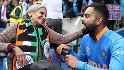 ലോകകപ്പില്‍ ഇന്ത്യയെ പ്രോത്സാഹിപ്പിക്കാനെത്തിയ സൂപ്പര്‍ ഫാന്‍ ചാരുലത പട്ടേല്‍ അന്തരിച്ചു