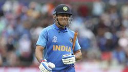 ബിസിസിഐയുടെ വാര്‍ഷിക കരാറില്‍ നിന്നും ധോണി പുറത്ത്