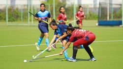 ദേശീയ സീനിയര്‍ വനിതാ ഹോക്കി: യൂക്കോ ബാങ്ക്, പട്യാല, മുംബൈ ടീമുകള്‍ ക്വാർട്ടറിൽ