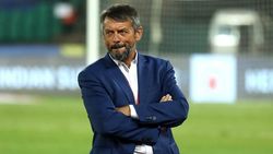 ടീമിന്റെ മോശം പ്രകടനം; പരിശീലകനെ പുറത്താക്കി ഹൈദരാബാദ് എഫ്‌സി