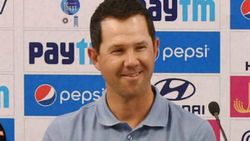 ഇന്ത്യ vs ഓസ്‌ട്രേലിയ: ഏകദിന പരമ്പര ആര്‍ക്ക്? ഇര്‍ഫാന്റെ പ്രവചനം തള്ളി പോണ്ടിങ്... കപ്പ് ഇവര്‍ നേടും