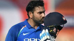 അവിടെ പോയി പാട്ടും പാടി കപ്പടിക്കില്ല... വെള്ളം കുടിക്കും!! മുന്നറിയിപ്പുമായി ഹിറ്റ്മാന്‍