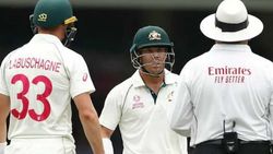 പിച്ചില്‍ ഓടിയതിന് 5 റണ്‍സ് പിഴ; ഓസ്‌ട്രേലിയയ്ക്ക് നാണക്കേട്