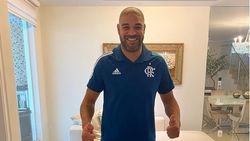 മുന്‍ ബ്രസീല്‍താരം അഡ്രിയാനോ മരിച്ചെന്ന് വാര്‍ത്ത; പ്രതികരണവുമായി താരം