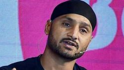 ഇന്ത്യ- ന്യൂസിലാന്‍ഡ്: എന്തുകൊണ്ട് ആ താരമില്ല? ഇന്ത്യന്‍ ടീം സെലക്ഷനെ ചോദ്യം ചെയ്ത് ഭാജി