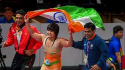 ഏഷ്യന്‍ ഗുസ്തി; വനിതാ വിഭാഗത്തില്‍ മൂന്നു സ്വര്‍ണം വാരി ഇന്ത്യ