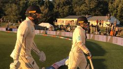 ക്രൈസ്റ്റ്ചർച്ച് ടെസ്റ്റ്: വീണ്ടും ന്യൂസിലാൻഡ് പിടിമുറുക്കുന്നു, മുനയൊടിഞ്ഞ് ഇന്ത്യ