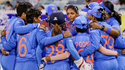 ടി20 ലോകകപ്പ്; സെമി ലക്ഷ്യമാക്കി ഇന്ത്യന്‍ വനിതകള്‍ ന്യൂസിലന്‍ഡിനെതിരെ