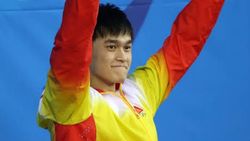മൂന്നുതവണ ഒളിമ്പിക്‌സ് സ്വര്‍ണം നേടിയ ചൈനയുടെ നീന്തല്‍ ചാമ്പ്യന് എട്ടുവര്‍ഷത്തെ വിലക്ക്