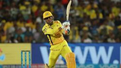 IPL 2020: തുടരെ അഞ്ച് സിക്‌സറുകളുമായി ധോണി!! ഇത് വെറും സാംപിള്‍... വീഡിയോ കാണാം