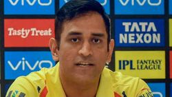 IPL: കോലി മുതല്‍ യുവരാജ് വരെ... പ്രതിഫലത്തില്‍ ധോണിയെ കടത്തി വെട്ടിയവര്‍, യുവി രണ്ടു വട്ടം!