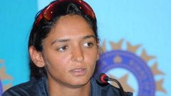 വനിതകളുടെ ടി20 ലോകകപ്പ്: ഫൈനലില്‍ ഇന്ത്യക്കു പിഴച്ചതെവിടെ? കാരണം ചൂണ്ടിക്കാട്ടി ഹര്‍മന്‍പ്രീത്