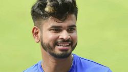 'ഞെട്ടിച്ചും' അമ്പരപ്പിച്ചും ക്വാറന്റീന്‍ കാലം ആസ്വദിച്ച് ഇര്‍ഫാനും ശ്രേയസും, വീഡിയോ വൈറല്‍