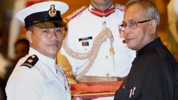 മുന്‍ ബോക്‌സര്‍ ദിന്‍കോ സിങ്ങിനെ എയര്‍ ആംബുലന്‍സ് വഴി ദില്ലിയില്‍ എത്തിക്കാന്‍ സ്‌പൈസ്‌ജെറ്റ്