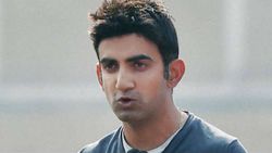 സ്വന്തം വയസ്സ് പോലുമറിയില്ല! തന്റെ റെക്കോര്‍ഡിനെ ചോദ്യം ചെയ്യുന്നു... അഫ്രീഡിക്കെതിരേ ഗംഭീര്‍