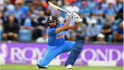 ക്രിക്കറ്റിലെ റോള്‍ മോഡല്‍ സച്ചിനല്ല, ആകാന്‍ ആഗ്രഹിച്ചത് അദ്ദേഹത്തെപ്പോലെയെന്ന് രോഹിത്