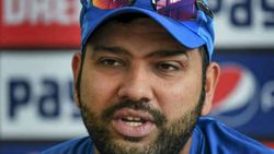 അവനാണ് ഇന്ത്യയുടെ ഭാവി, ദേശീയ ടീമില്‍ വേണം... മുന്‍ ലോകകപ്പ് ഹീറോയെക്കുറിച്ച് ഹിറ്റ്മാന്‍