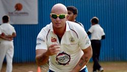 ഓസീസിന്റെ റെക്കോഡ് റണ്‍സ് മറികടന്ന തന്റെ ബാറ്റ് ലേലം ചെയ്യാനൊരുങ്ങി ഗിബ്‌സ്