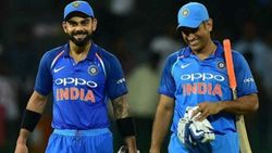 എന്നെ നായകനാക്കുന്നതില്‍ ധോണി വലിയ പങ്കുവഹിച്ചു; മനസ്സ് തുറന്ന് കോലി