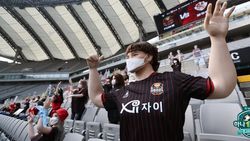 കാണികള്‍ക്ക് പകരം സെക്‌സ് പാവകള്‍, കൊറിയന്‍ ക്ലബ്ബിന് പിഴശിക്ഷ