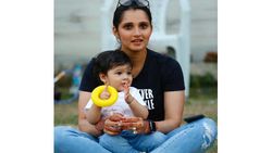 മകന്‍ ഇനി അച്ഛനെ കാണുമോയെന്നറിയില്ല, ഷുഐബ് പാകിസ്താനില്‍ കുടുങ്ങി- സാനിയാ മിര്‍സ