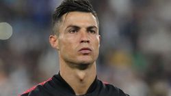 മെസ്സി നമ്പര്‍ വണ്‍, റൊണാള്‍ഡോയെ തഴഞ്ഞ് റൊണാള്‍ഡോ! ആദ്യ അഞ്ചില്‍ പോലുമില്ല