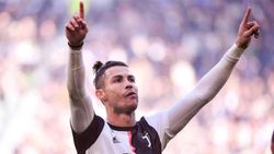 ചരിത്രം കുറിച്ച് റൊണാള്‍ഡോ, ഫുട്‌ബോളിലെ ആദ്യ ശതകോടീശ്വരന്‍!! മെസ്സി പിന്നില്‍