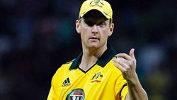 മുന്‍ ഓസീസ് ക്രിക്കറ്റ് ടീം നായകന്‍ കാമറൂണ്‍ വൈറ്റ് വിരമിക്കല്‍ പ്രഖ്യാപിച്ചു