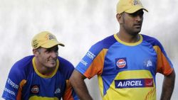 ധോണിക്കു ഏറ്റവും യോജിച്ചത് ഫിനിഷറുടെ റോളല്ല! അതിനേക്കാള്‍ മികച്ച ബാറ്റിങ് സ്ഥാനമുണ്ട്- ഹസ്സി