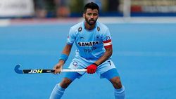 ഇന്ത്യന്‍ ഹോക്കി ടീമിന് തിരിച്ചടി; നായകന്‍ മന്‍പ്രീതിനും മറ്റ് നാല് പേര്‍ക്കും കോവിഡ് സ്ഥിരീകരിച്ചു