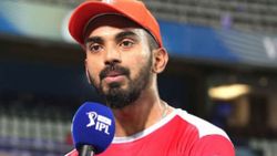 IPL 2020: അദ്ദേഹത്തിന്റെ പേര് കേട്ടാല്‍ എതിരാളികളുടെ മുട്ടിടിക്കും! ടീമംഗത്തെ പുകഴ്ത്തി രാഹുല്‍