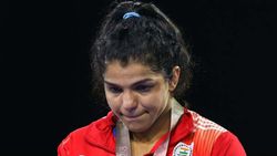 എന്തു കൊണ്ട് അര്‍ജുനയില്ല? ഇനിയേത് മെഡല്‍ നേടണമെന്ന് പ്രധാനമന്ത്രിയോട് സാക്ഷി ചോദിക്കുന്നു