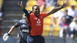 ഐപിഎല്‍: എല്ലാവര്‍ക്കും സിക്‌സറടിക്കണം, അവസാന ഓവര്‍ എറിയുന്നവര്‍ സൂക്ഷിക്കണമെന്ന് ജോര്‍ദാന്‍!!