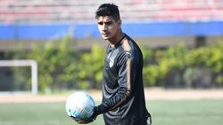 എഐഎഫ്എഫ് പുരസ്‌കാരം: ഗുര്‍പ്രീത് സിങ് സന്ധുവും സഞ്ജു യാദവും മികച്ച താരങ്ങള്‍