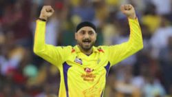 IPL 2020: സിഎസ്‌കെ ക്യാംപില്‍ വീണ്ടും ആശങ്ക, റെയ്‌നയ്ക്കു പിന്നാലെ ഭാജിയും പിന്‍മാറിയേക്കും!