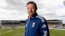 ക്രിക്കറ്റിന്റെ എല്ലാ ഫോര്‍മാറ്റില്‍ നിന്നും വിരമിക്കല്‍ പ്രഖ്യാപിച്ച് ഇയാന്‍ ബെല്‍