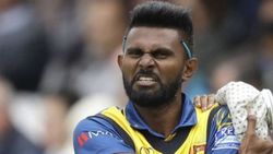 IPL 2020: ഡിന്‍ഡ അക്കാദമി, ചെണ്ട; ഇങ്ങനെ ട്രോളരുത്, അദ്ദേഹത്തോട് ബഹുമാനം: ഇസിരു ഉദാന