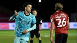 ലീഗ് കപ്പ്: ലിവര്‍പൂളും മാഞ്ചസ്റ്റര്‍ സിറ്റിയും കുതിക്കുന്നു, ചെമ്പടയുടെ അടുത്ത എതിരാളി ഗണ്ണേഴ്‌സ്