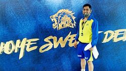 IPL 2020: സിഎസ്‌കെ പരിശീലനത്തിനിറങ്ങി, തകര്‍പ്പന്‍ ബാറ്റിങ്ങുമായി എം എസ് ധോണി