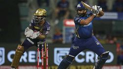 IPL 2020: സിക്‌സറില്‍ ഡബിളടിച്ച് രോഹിത്, എലൈറ്റ് ക്ലബ്ബില്‍- വാര്‍ണറിന്റെ റെക്കോര്‍ഡും തകര്‍ത്തു