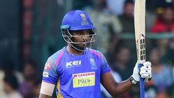 IPL 2020: ധോണിയെപ്പോലെ കളിക്കാന്‍ ഒരിക്കലും ചിന്തിച്ചിട്ടില്ല, അത് എളുപ്പമല്ല- സഞ്ജു സാംസണ്‍