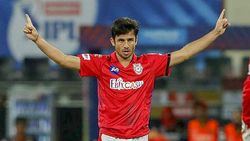 IPL 2020: ഈ സീസണോടെ ലോകമറിഞ്ഞവര്‍- ഇന്ത്യയുടെ അടുത്ത മിന്നും താരങ്ങളെ തിരഞ്ഞെടുത്ത് ലാറയും നെഹ്‌റയും