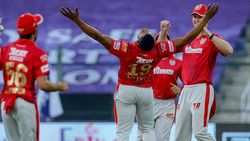 IPL 2020: പഞ്ചാബ് ടീം തന്നെ ശരിയല്ല! മാച്ച് വിന്നറല്ലാത്ത ആ താരത്തെ എന്തിന് കളിപ്പിക്കുന്നു- ചോപ്ര