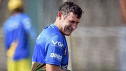 IPL 2020: കെകെആര്‍ പ്ലേഓഫിലെത്തും, അവിടെ ഞങ്ങള്‍ സര്‍പ്രൈസ് കാണിക്കുമെന്ന് ഡേവിഡ് ഹസി!!