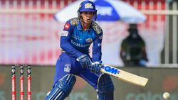 IPL 2020: ഷാര്‍ജ പിടിച്ച് ചാംപ്യന്മാര്‍, ഹൈദരാബാദിനെ കെട്ടുകെട്ടിച്ചു